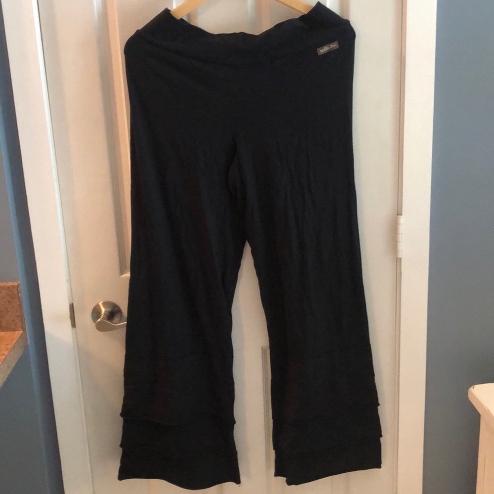 Black MJ Fin pants